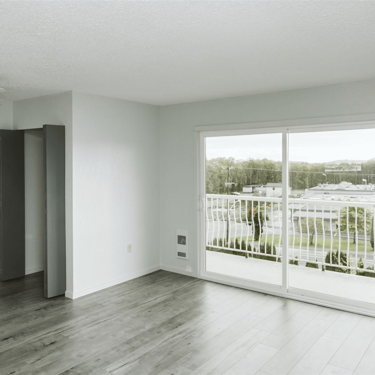 CREEKSIDE comes back to&nbsp;life.